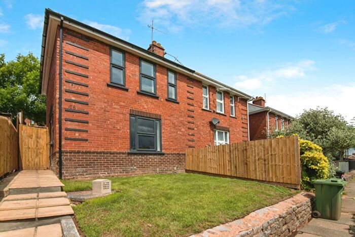 3 Bedroom Semi-Detached House For Sale In Chestnut Avenue, Exeter, Devon, EX2