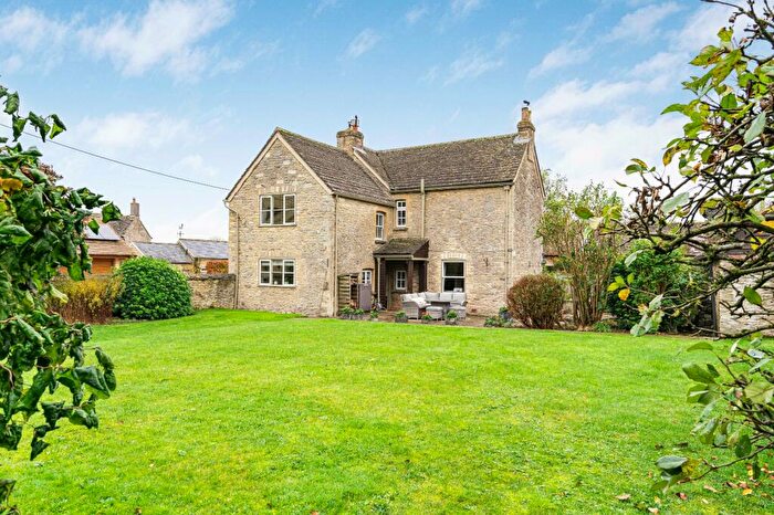 4 Bedroom Detached House For Sale In Bampton Road, Clanfield, Bampton, West Oxfordshire, OX18