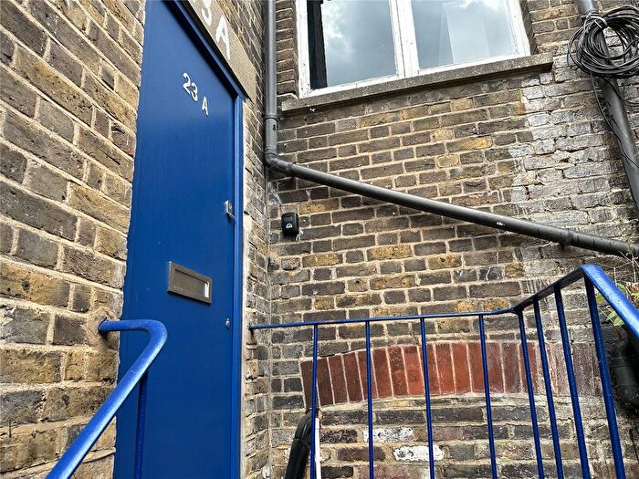 3 Bedroom Flat To Rent In Maxwell Road, Northwood, HA6