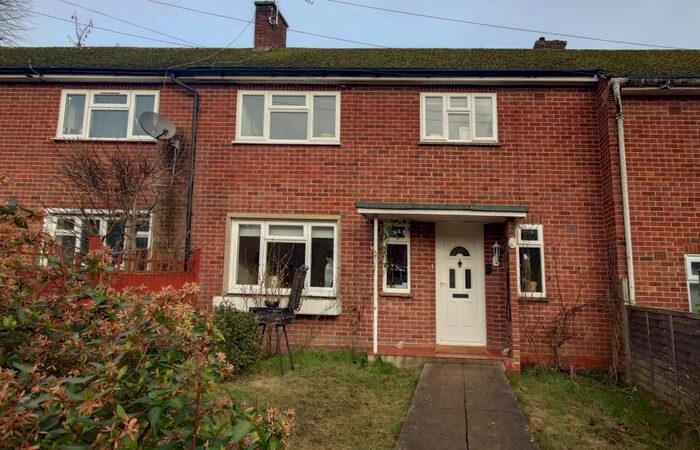 2 Bedroom Semi-Detached House To Rent In Sunninghill, Berkshire, SL5