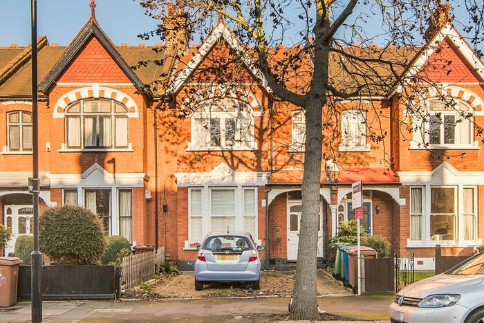 1 Bedroom Flat To Rent In Turney Road, London, SE21