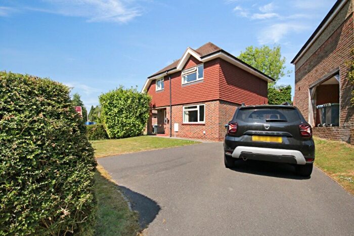 3 Bedroom Detached House For Sale In Holtye Road, East Grinstead, West Sussex, RH19