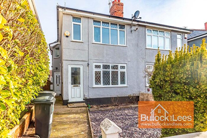 2 Bedroom Flat For Sale In Malvern Road, Bournemouth, Dorset, BH9