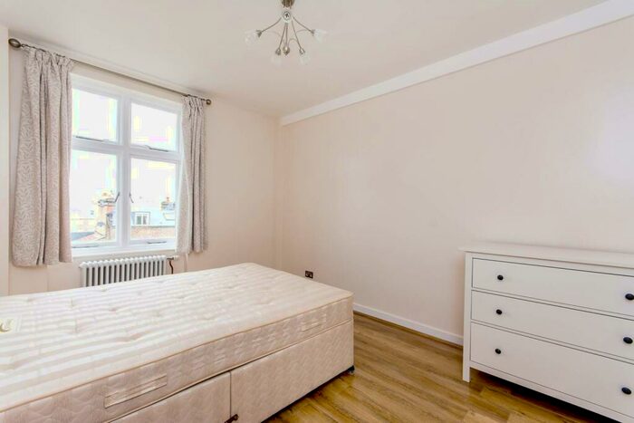 1 Bedroom Flat To Rent In Abercorn Place, St John's Wood, London, NW8