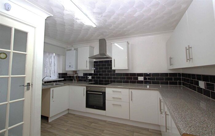 3 Bedroom End Terrace House For Sale In Formby Green, Middlesbrough, TS4