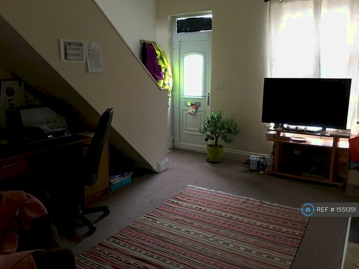 2 Bedroom Terraced House To Rent In Alma St, Alfreton, DE55