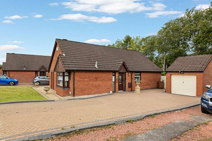 3 Bedroom Bungalow For Sale In Farmington Avenue, Glasgow, G32