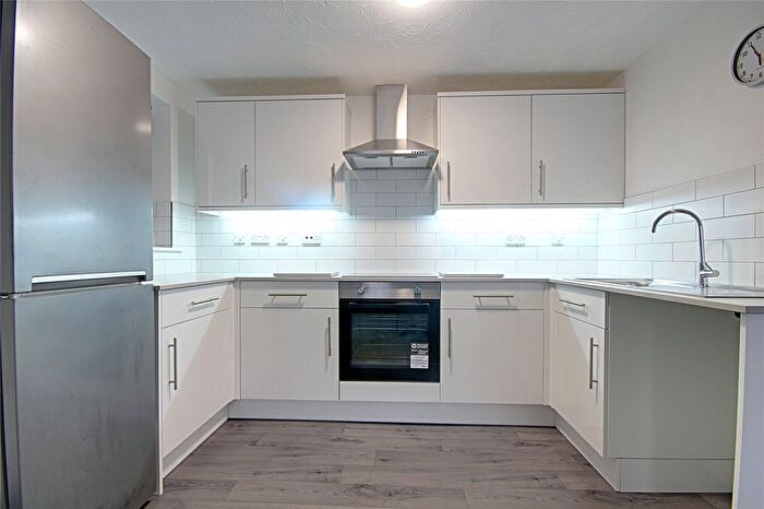 2 Bedroom Flat To Rent In Somerset Hall, Creighton Road, Tottenham, N17