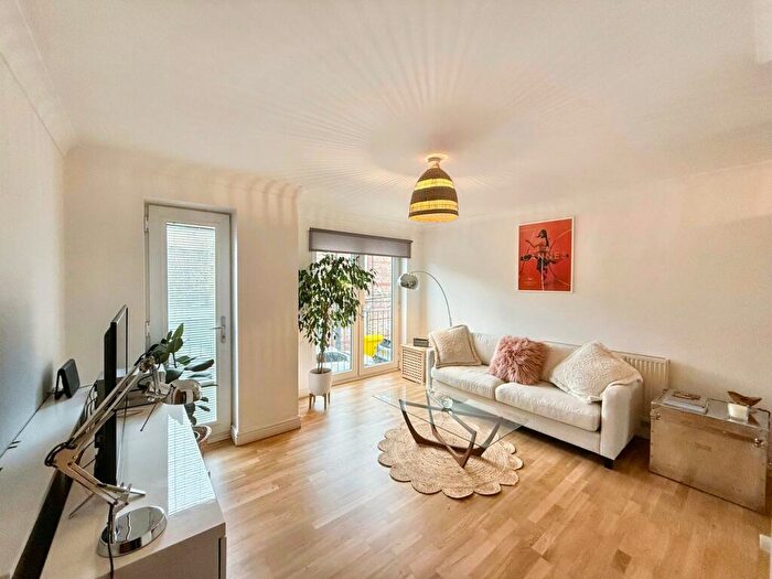 3 Bedroom Town House For Sale In Trafford Road, Alderley Edge, SK9