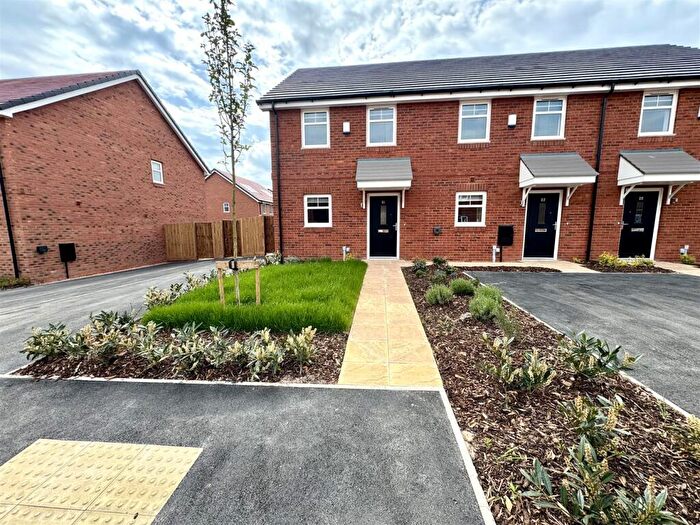 2 Bedroom End Of Terrace House To Rent In Radburn Drive, The Meadows, CV7