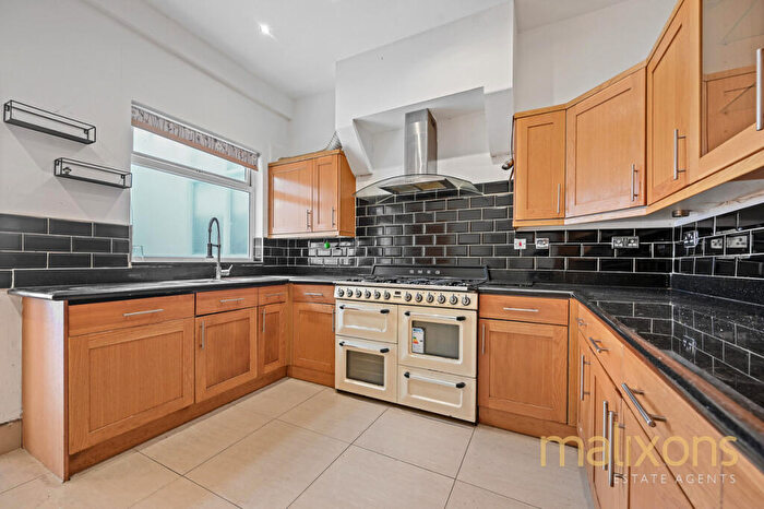 4 Bedroom Terraced House To Rent In Leander Road, London, CR7