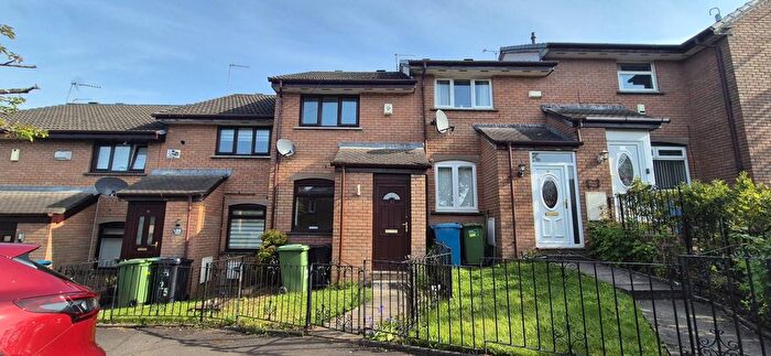 2 Bedroom Terraced House To Rent In Preston Place, Glasgow, G42