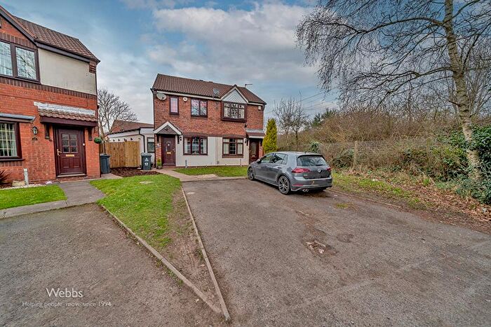 3 Bedroom Property For Sale In Coalmeadow Close, Walsall, WS3