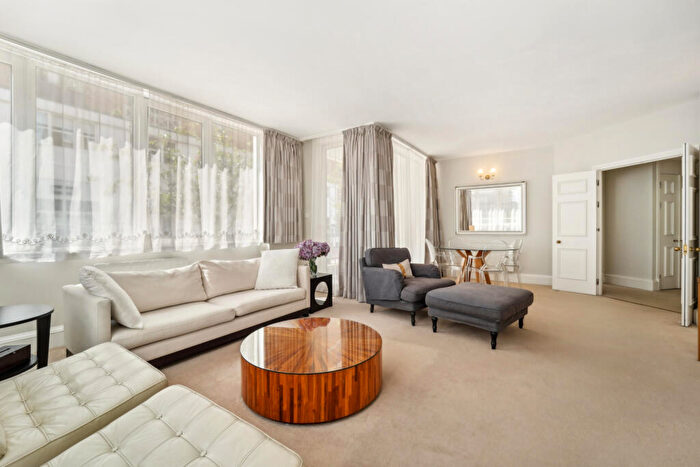 2 Bedroom Flat For Sale In The Quadrangle, Chelsea Harbour, SW10