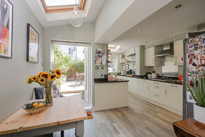 3 Bedroom Terraced House For Sale In Derby Road, London, SW19