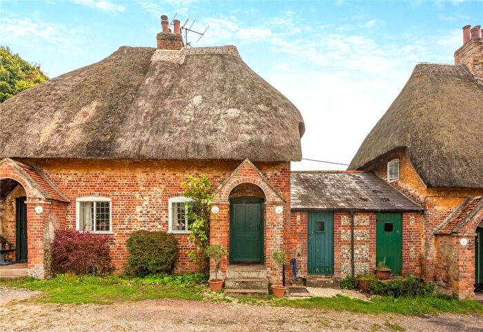 2 Bedroom House For Sale In Leverton Lane, Leverton, Hungerford, West Berkshire, RG17