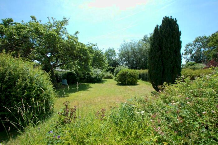 3 Bedroom Bungalow For Sale In Bottrells Lane, Chalfont St. Giles, HP8