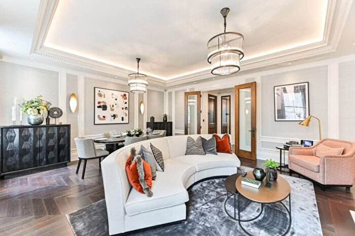 2 Bedroom Flat To Rent In Prince Of Wales Terrace, London, W8