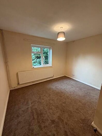 1 Bedroom Flat For Sale In Wayside, Potters Bar, EN6