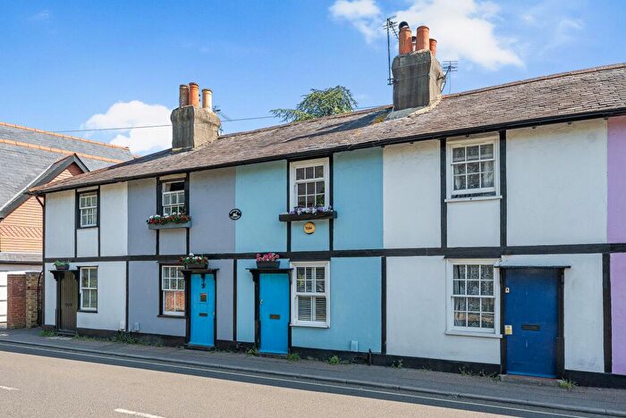 1 Bedroom Cottage For Sale In Woodfield Lane, Ashtead, KT21