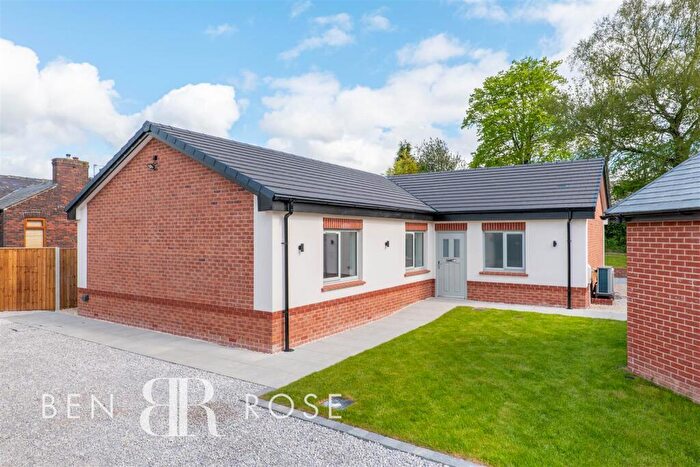 4 Bedroom Detached Bungalow For Sale In Hughes Avenue, Horwich, Bolton, BL6
