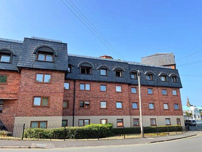 2 Bedroom Flat For Sale In St. Giles Court, Wrexham, LL13