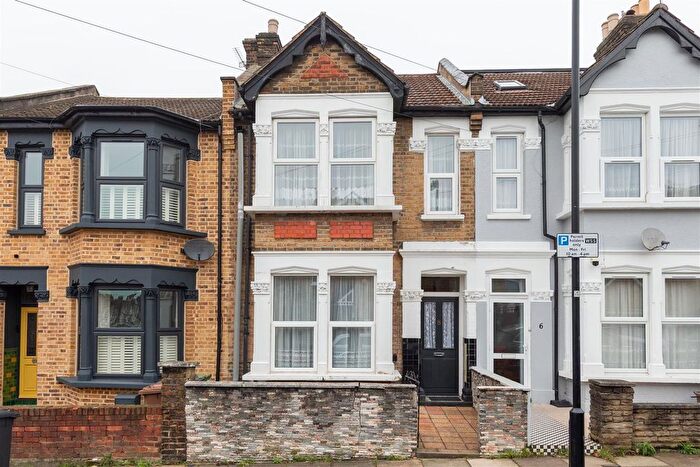 3 Bedroom Terraced House For Sale In Roland Road, Walthamstow, E17