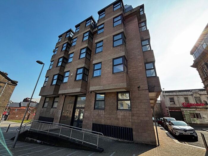 Studio To Rent In Regent Street, Barnsley, South Yorkshire, S70