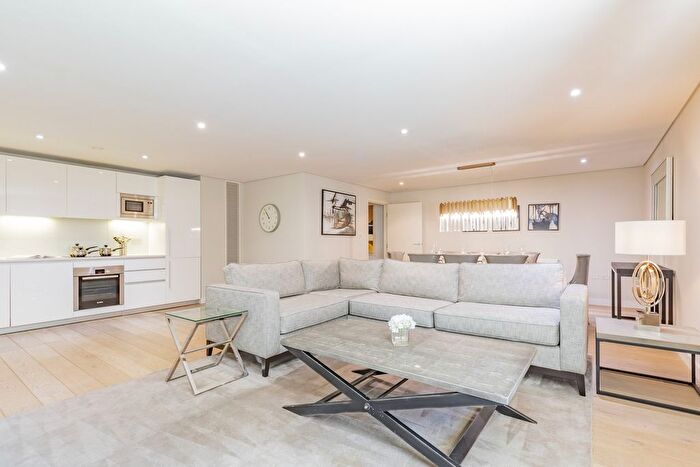 3 Bedroom Flat To Rent In Merchant Square, Paddington, London, W2