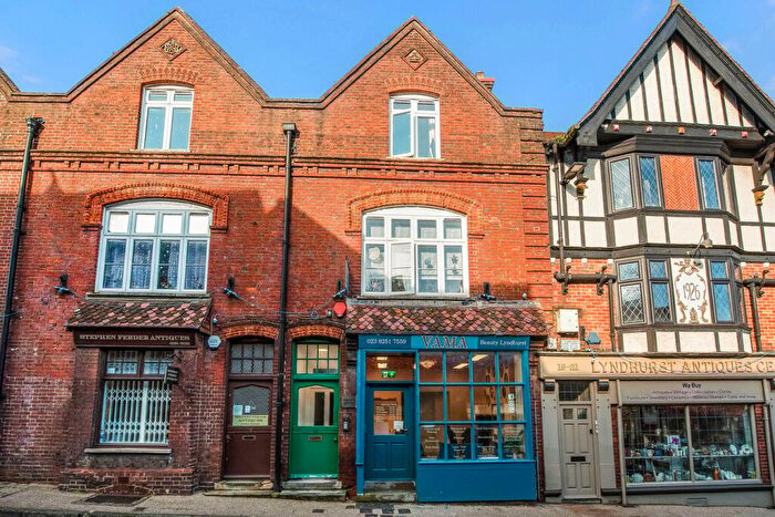 1 Bedroom Maisonette For Sale In High Street, , Lyndhurst, SO43