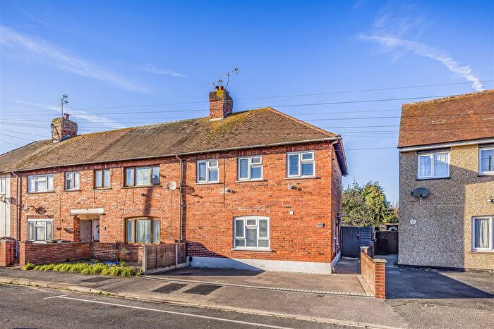 3 Bedroom Property For Sale In Hilsea Crescent, Portsmouth, PO2