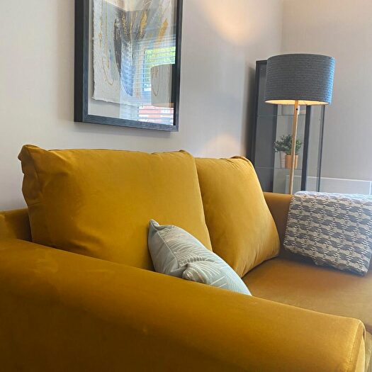 6 Bedroom Semi-Detached House To Rent In Faraday Road, Lenton, NG7