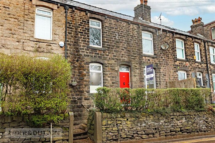 2 Bedroom Terraced House For Sale In Oldham Road, Uppermill, Saddleworth, OL3