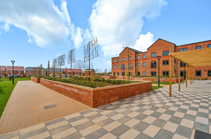 2 Bedroom Apartment For Sale In Frances Curtis Court, Wallingford, OX10