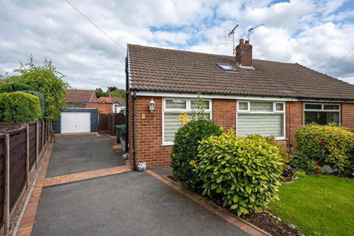4 Bedroom Semi-Detached Bungalow For Sale In Shore Avenue, Shaw, Oldham, Lancashire, OL2