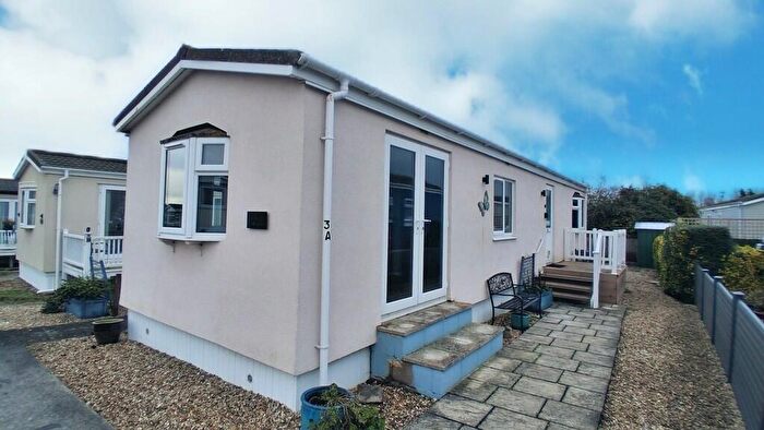 2 Bedroom Park Home For Sale In Summer Lane Park Homes, Banwell, BS29