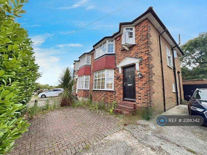 3 Bedroom Semi-Detached House To Rent In Farm Road, London, HA8