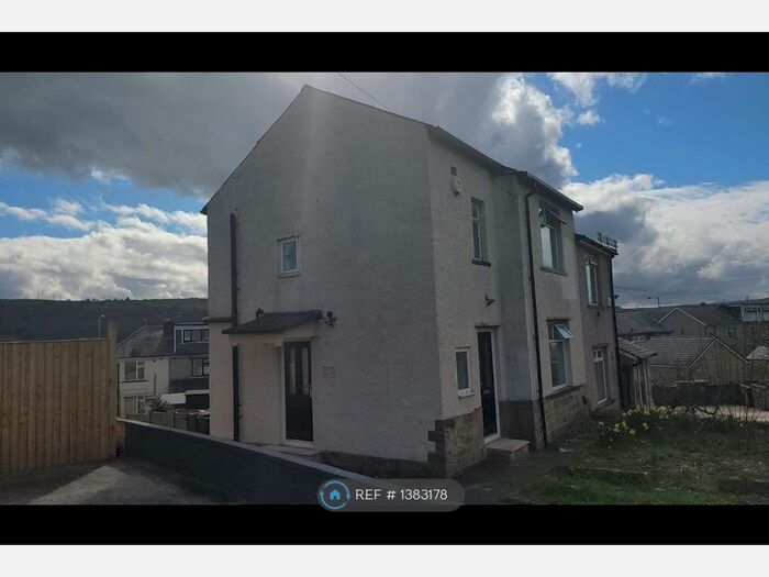 2 Bedroom Semi-Detached House To Rent In Cliffe Crescent, Riddlesden, Keighley, BD20