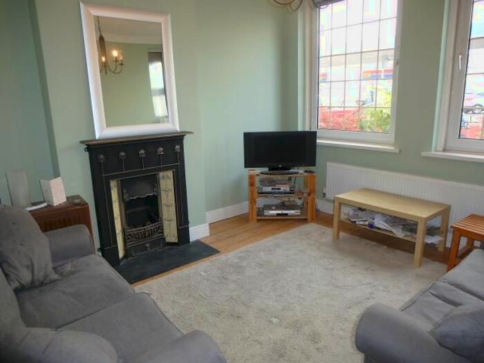 3 Bedroom Property To Rent In Romilly Road West, Canton, Cardiff CF5