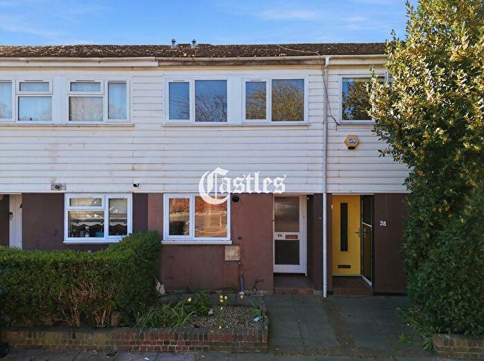 2 Bedroom Terraced House For Sale In Bedford Road, South Tottenham, N15