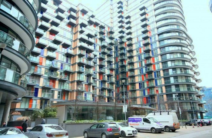 2 Bedroom Flat To Rent In Ability Place, South Quay, Cross Harbour, Canary Wharf, London, E14