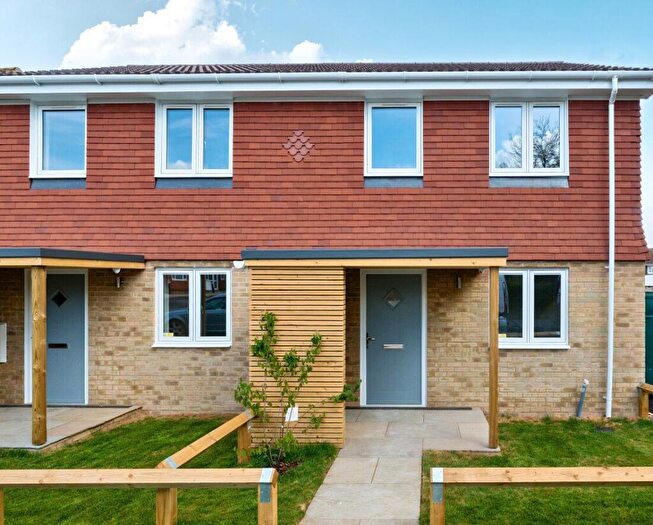 3 Bedroom Semi-Detached House For Sale In Holmcote Cottage, West Wellow, Romsey, Hampshire, SO51