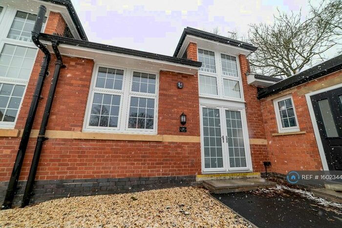 2 Bedroom End Of Terrace House To Rent In Abbey Park, Worksop, S80