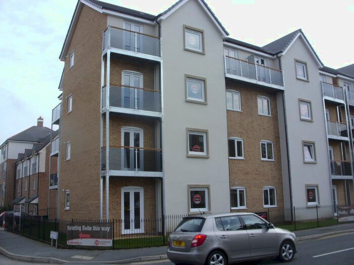 2 Bedroom Flat To Rent In Mears Beck Close, Morecambe, LA3
