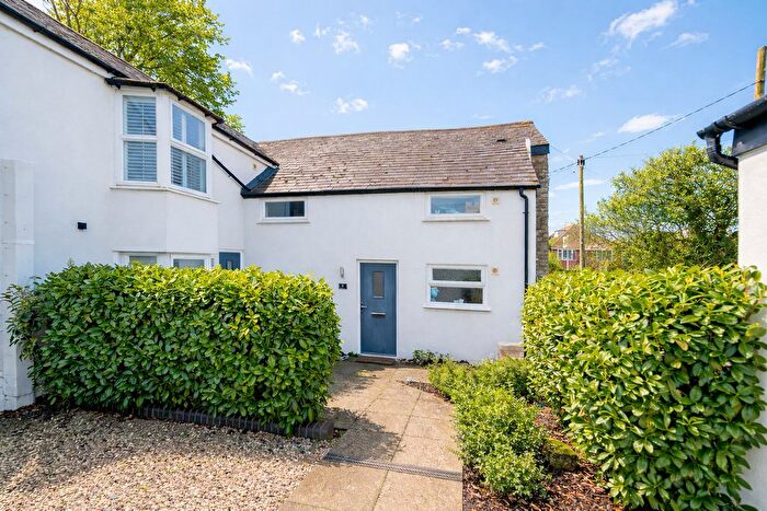 2 Bedroom End Of Terrace House For Sale In Wharf Lane, Old Stratford, Milton Keynes, MK19