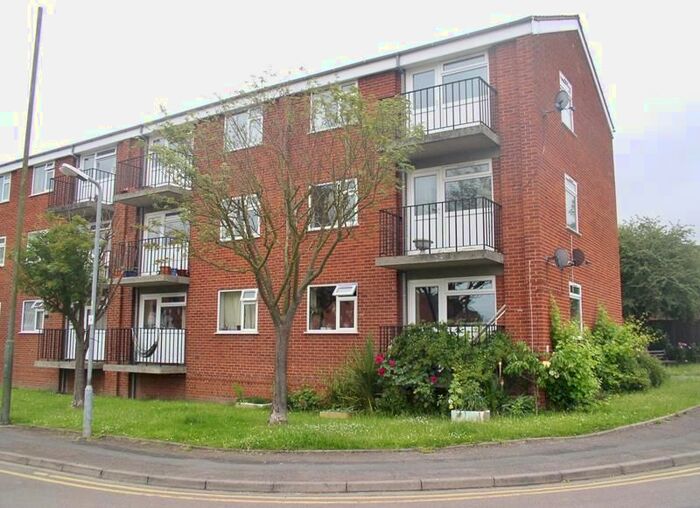 1 Bedroom Flat To Rent In Collinghurst House, New Street, Upton Upon Severn, Worcestershire, WR8