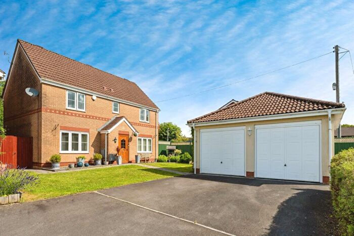 4 Bedroom Detached House For Sale In Ffynnon Dawel, Aberdulais, Neath, SA10