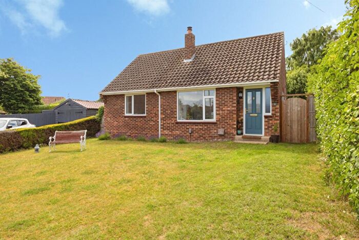 3 Bedroom Detached Bungalow For Sale In Broom Avenue, Hellesdon, Norwich, NR6