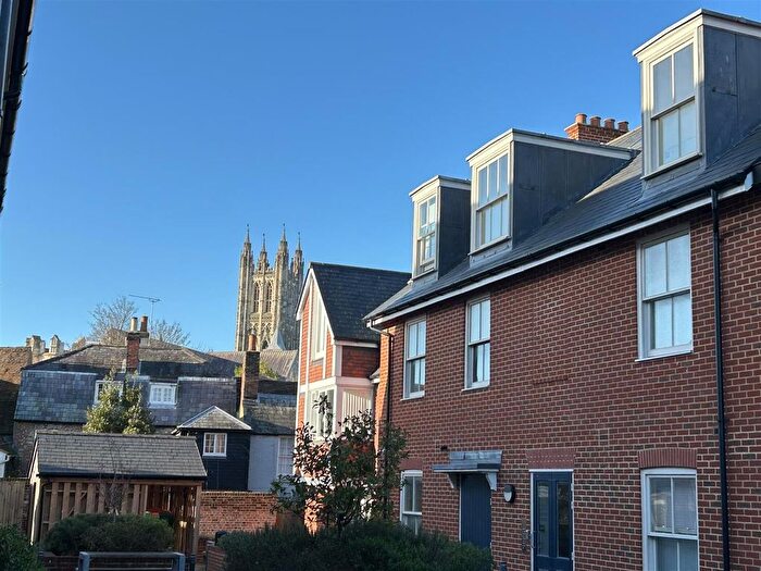 1 Bedroom Studio To Rent In Queningate Mews Havelock Street, Canterbury, CT1