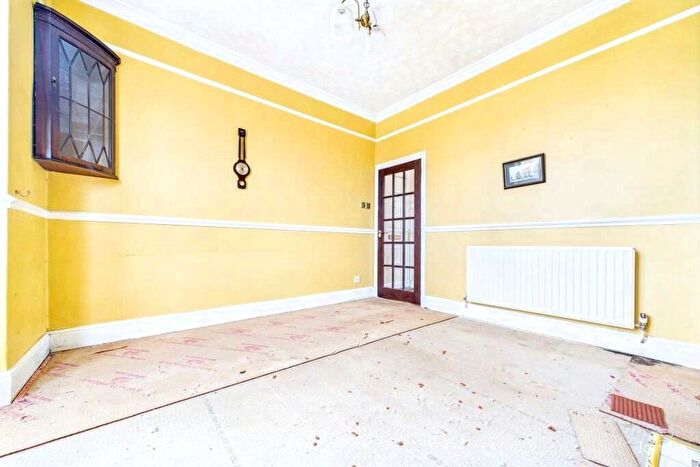 3 Bedroom Semi-Detached House For Sale In Westfield Road, Barton-Upon-Humber, DN18